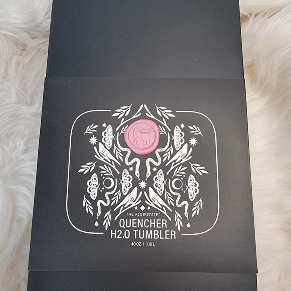 Stanley Halloween Damask LIMITED EDITION 40oz. - Picture 8 of 9